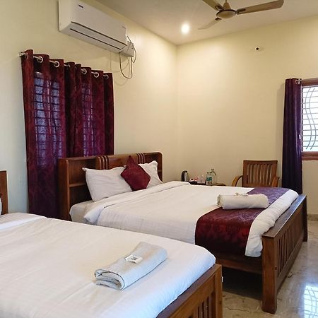 Bairava Bliss Inn Rameshwaram Ngoại thất bức ảnh