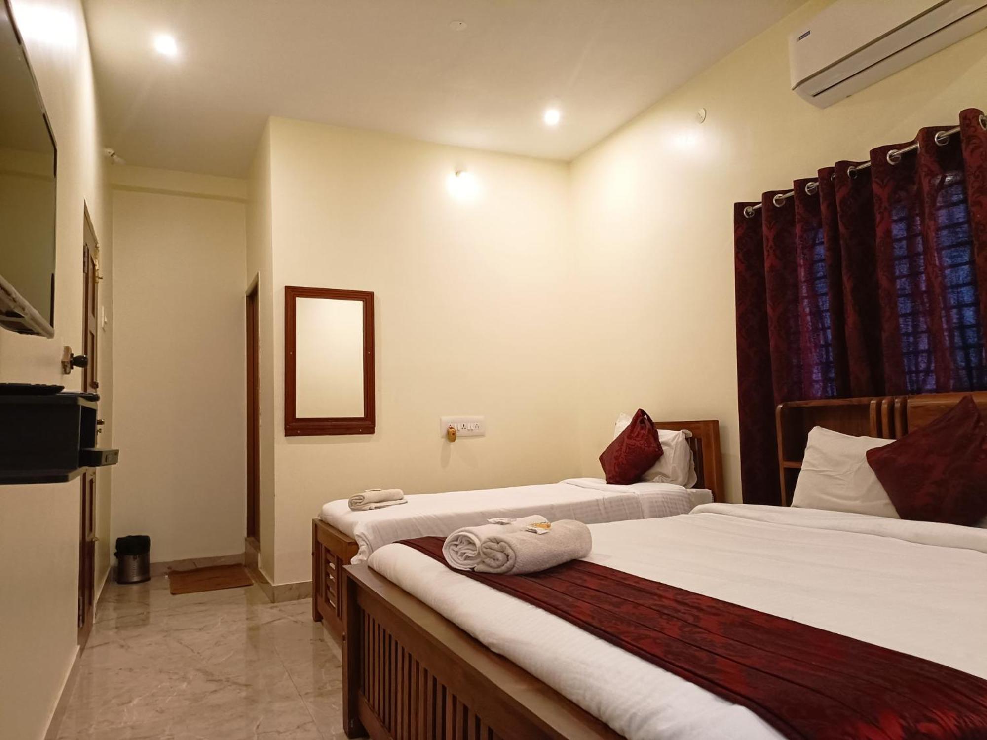 Bairava Bliss Inn Rameshwaram Ngoại thất bức ảnh